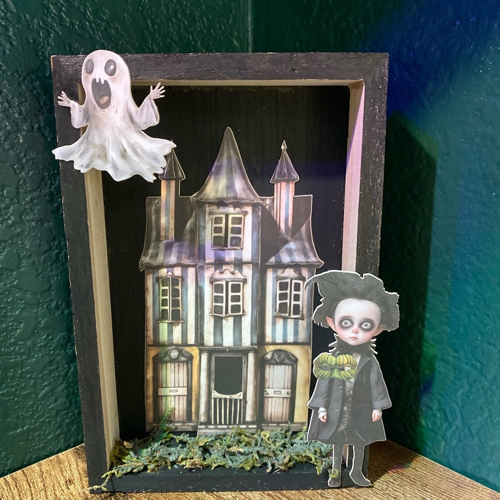 Spooky Haunted House Shadow Box